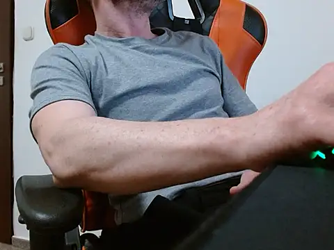 Snapshot of Sokarek chatting on 03.30.26 Sokarek online show from 03.30.26