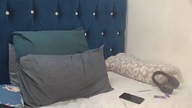 CURVYBOOTYLICIOUS88 online show from 07.11.26