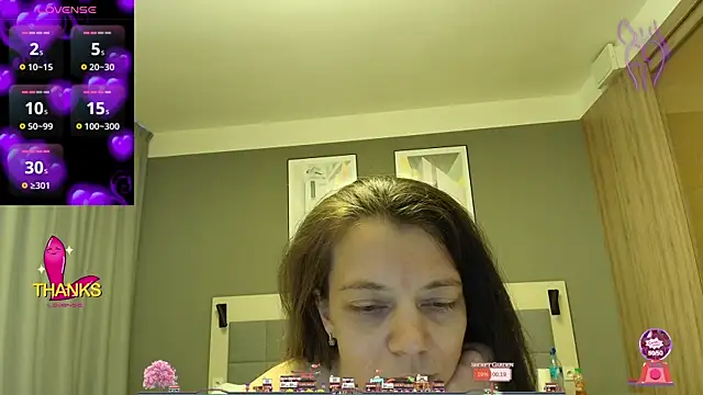 Snapshot of Yana-XX chatting on 04.01.26 Yana-XX online show from 04.01.26