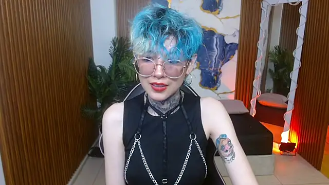 Lyra tay online show from 04.29.26