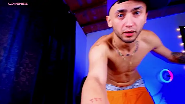 Snapshot of Jey_dirty_777 chatting on 02.28.26 Jey dirty 777 online show from 02.28.26