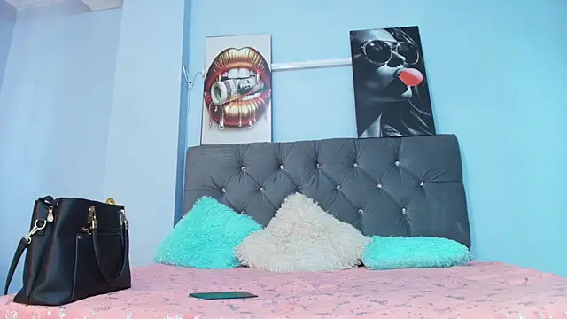 Snapshot of Ebonny_Brown chatting on 02.27.26 Ebonny Brown online show from 02.27.26