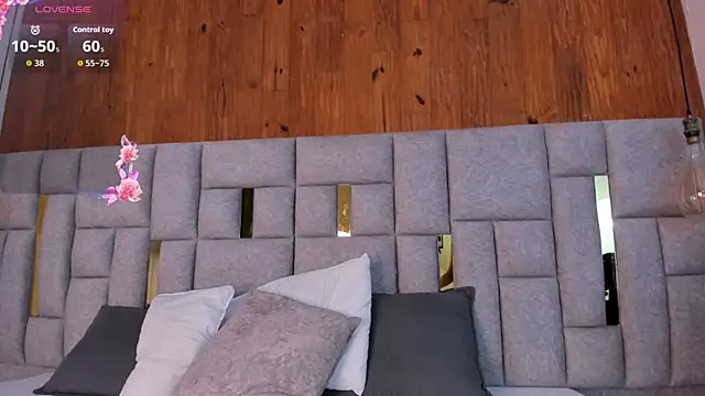 camilaa smith  online show from 03.29.26