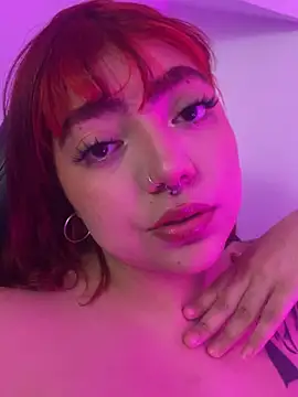 Alessia Walkeer online show from 04.18.26