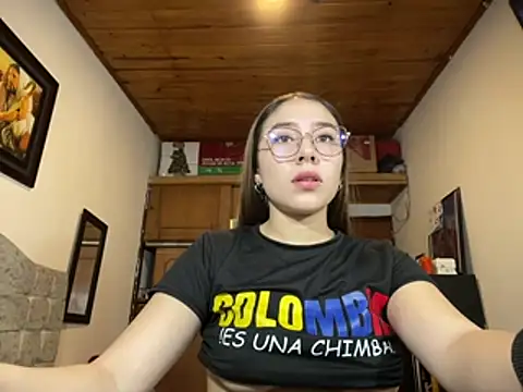 SquirtMaddiee  online show from 03.15.26