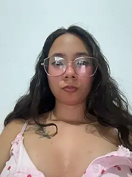 Aliciaa-petite online show from 07.21.26