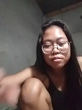 Snapshot of angelpinay44 chatting on 06.09.26 angelpinay44 online show from 06.09.26