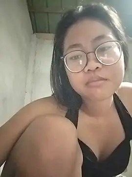 Snapshot of angelpinay44 chatting on 07.03.26 angelpinay44 online show from 07.03.26