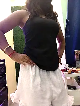 Tinaa baby online show from 04.14.26