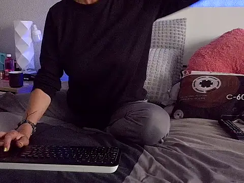 Snapshot of mariaplaya chatting on 04.13.26 mariaplaya online show from 04.13.26