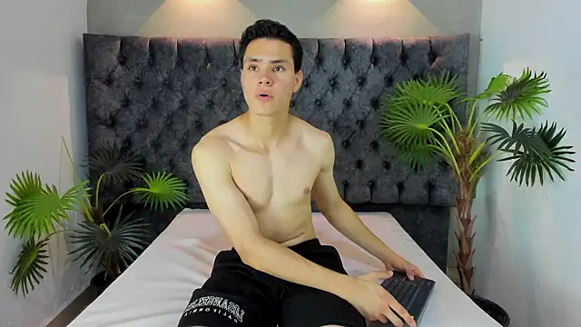 ZANE EVANS online show from 03.07.26