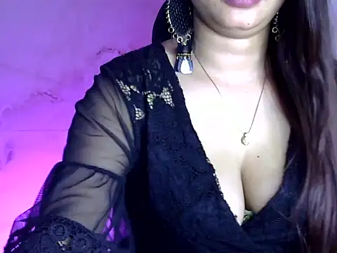 Snapshot of Niya_thakur chatting on 04.16.26 Niya thakur online show from 04.16.26