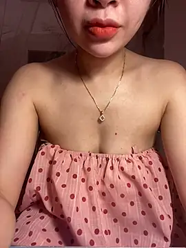 Snapshot of Liisa_loveU chatting on 07.19.26 Liisa loveU online show from 07.19.26