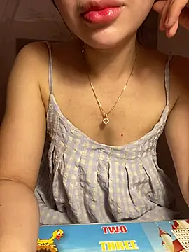 Snapshot of Liisa_loveU chatting on 07.20.26 Liisa loveU online show from 07.20.26
