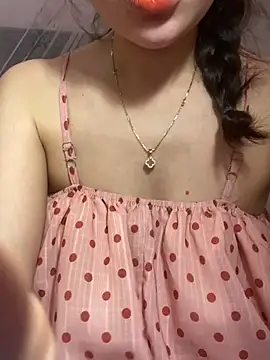 Snapshot of Liisa_loveU chatting on 07.23.26 Liisa loveU online show from 07.23.26