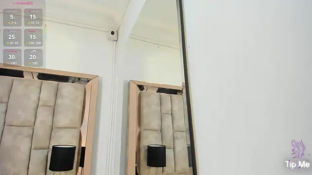 Titan Moreno  online show from 03.26.26