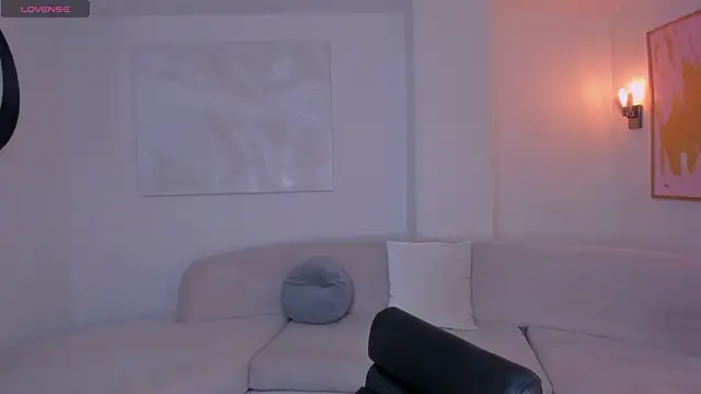 ClaireDawsonX online show from 04.18.26