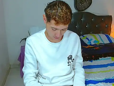  Santi2 online show from 04.07.26