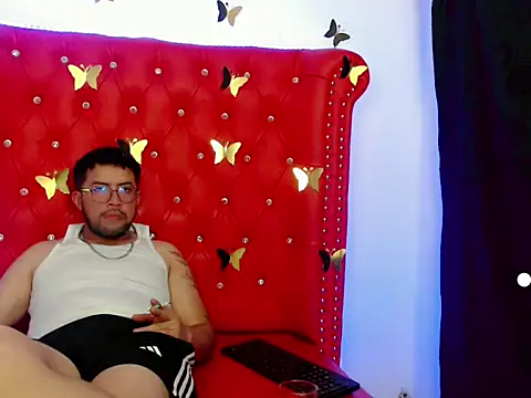 Dominik pleasure online show from 03.04.26