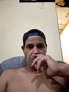 Snapshot of 1clemens chatting on 03.25.26 1clemens online show from 03.25.26