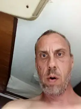 Snapshot of Mikiemic chatting on 03.15.26 Mikiemic online show from 03.15.26