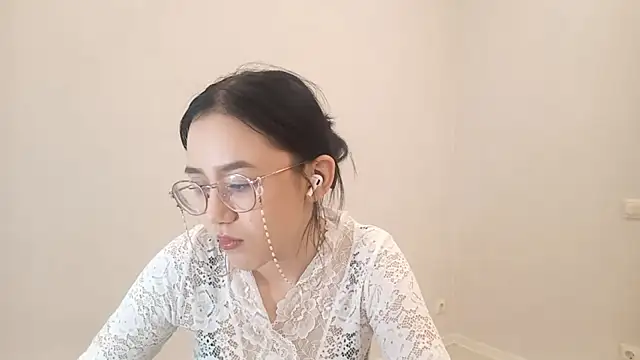 SolvedGlobe online show from 04.14.26