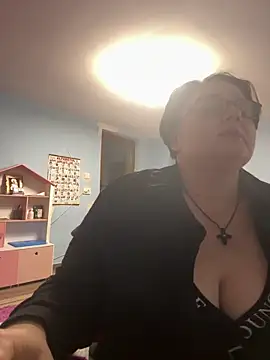 I amArquette online show from 03.05.26