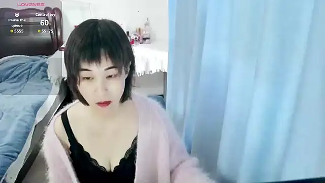 Snapshot of PINGGUO-99 chatting on 03.04.26 PINGGUO-99 online show from 03.04.26