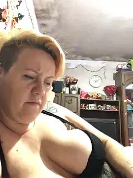 Snapshot of SofiaAmour chatting on 03.30.26 SofiaAmour online show from 03.30.26