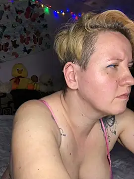 Snapshot of SofiaAmour chatting on 04.07.26 SofiaAmour online show from 04.07.26
