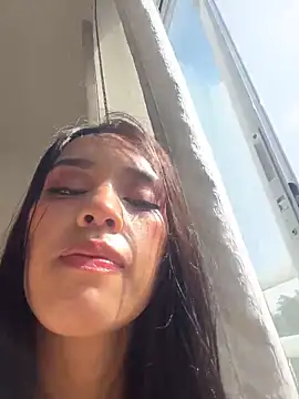 Mia-villalobos online show from 03.26.26