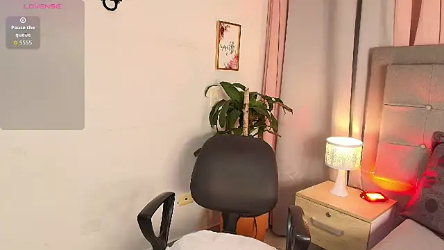 Kiara noirr online show from 03.20.26