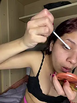 MommySexxy23 online show from 03.24.26