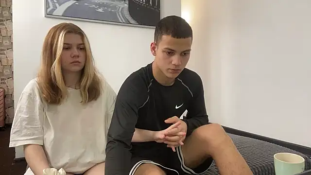 mirel couple online show from 04.25.26