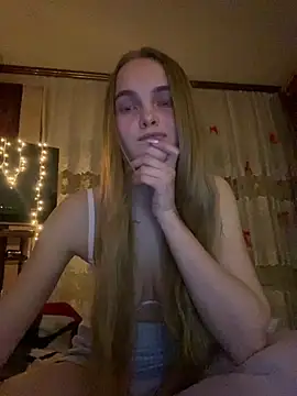 LunaVey online show from 04.14.26