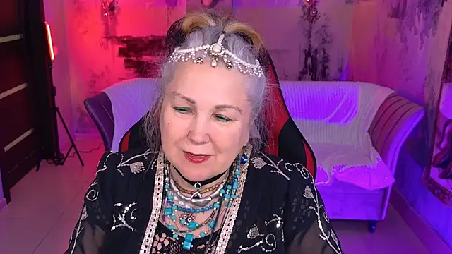 LilaMaharani online show from 04.23.26