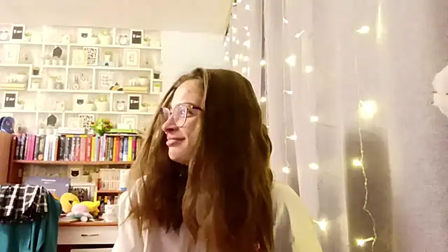 Snapshot of JInaMillsap chatting on 03.17.26 JInaMillsap online show from 03.17.26