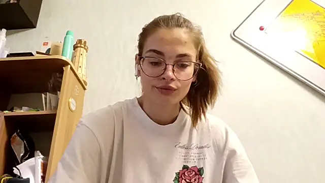 Snapshot of JInaMillsap chatting on 03.18.26 JInaMillsap online show from 03.18.26