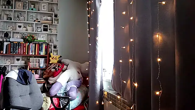 Snapshot of JInaMillsap chatting on 03.25.26 JInaMillsap online show from 03.25.26