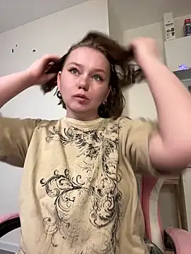 Snapshot of soft_focus chatting on 03.22.26 soft focus online show from 03.22.26