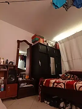 solopetalo online show from 05.25.26