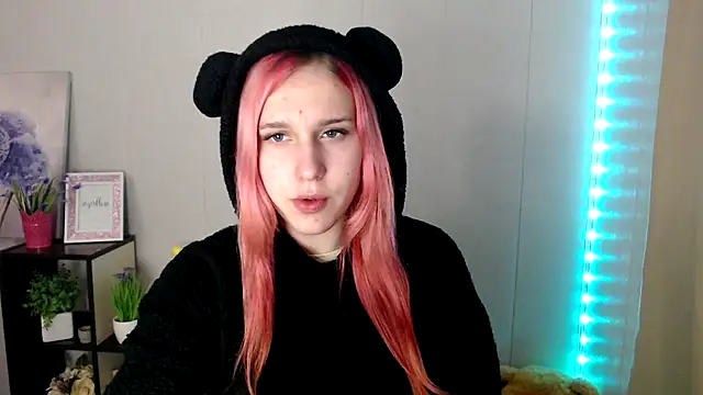 Scarlett lil online show from 04.16.26