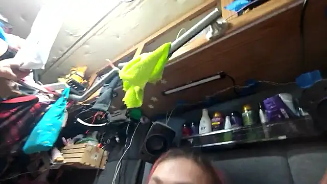 Snapshot of SurgedSetup chatting on 03.01.26 SurgedSetup online show from 03.01.26