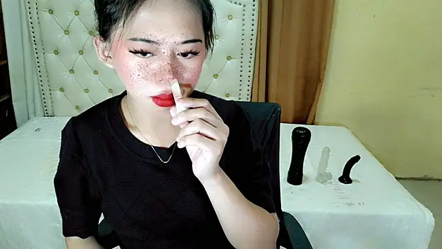 Seductive sophie online show from 08.04.26