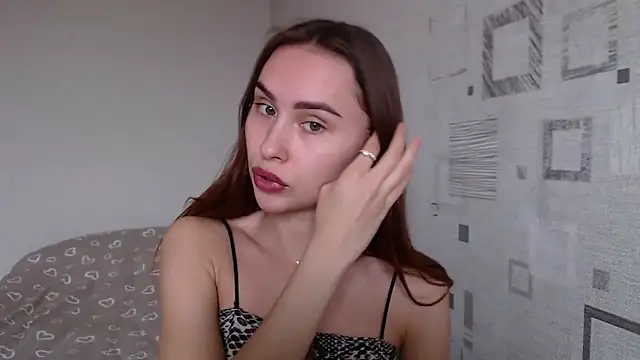 yourameliaa online show from 04.11.26