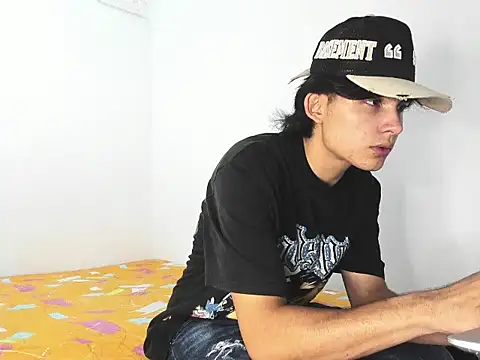 monky 0002 online show from 05.05.26