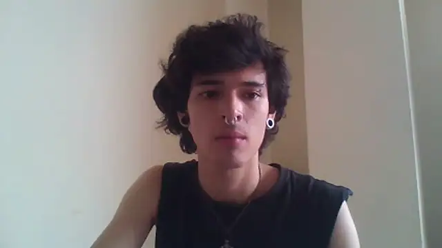 Moonandzukko online show from 05.25.26
