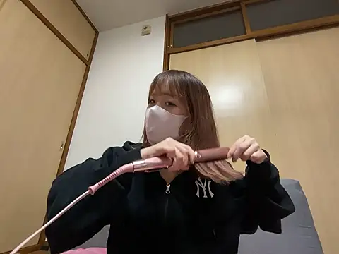 Snapshot of airi-ai0302 chatting on 05.21.26 airi-ai0302 online show from 05.21.26