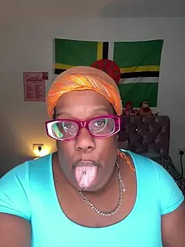 Snapshot of SweetCurvyRose chatting on 03.03.26 SweetCurvyRose online show from 03.03.26