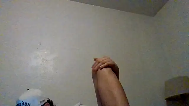 TallHungandCloudy69 online show from 03.21.26